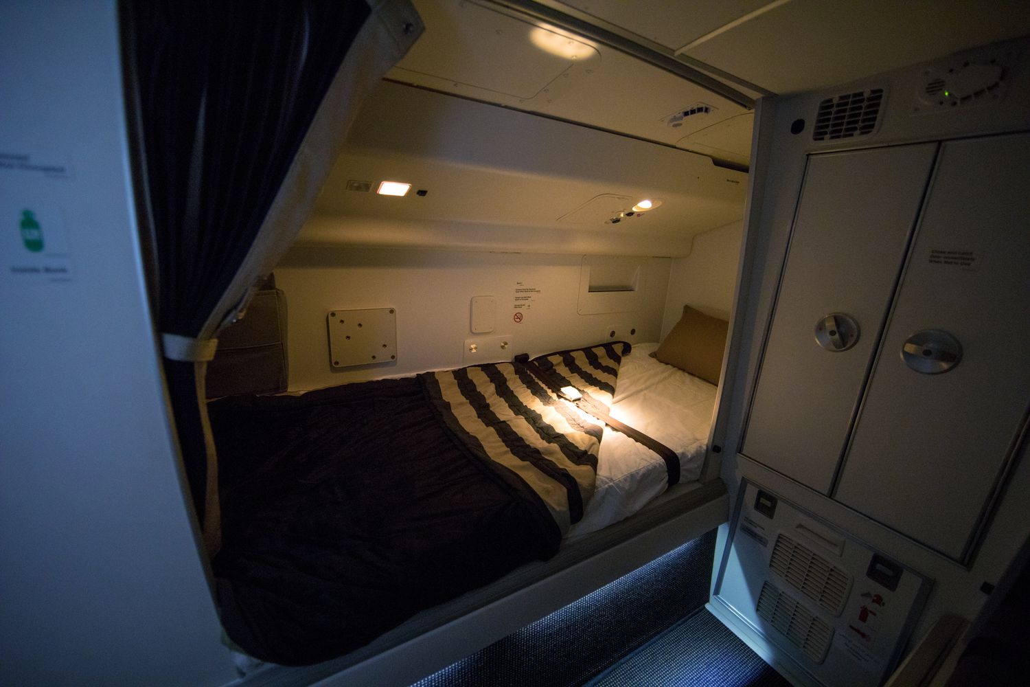 Below’s Where Pilots and Trips Attendants Rest on Long-haul Trips