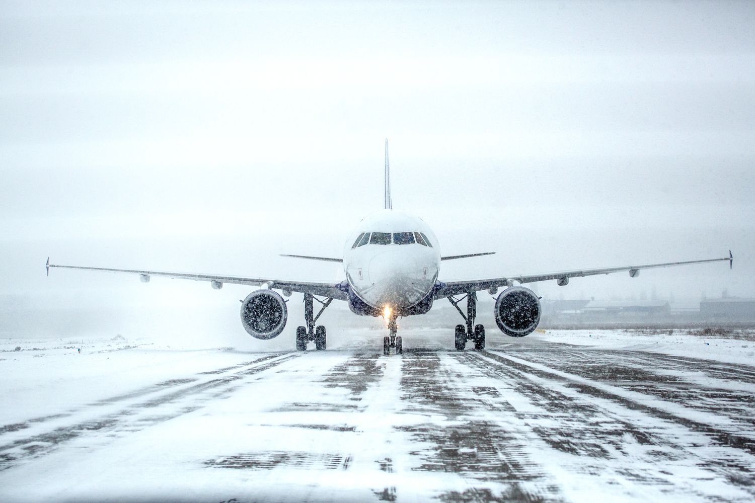 Right here’s Exactly how Harmful Frost Truly Is to an Aircraft, According to a Previous Pilot