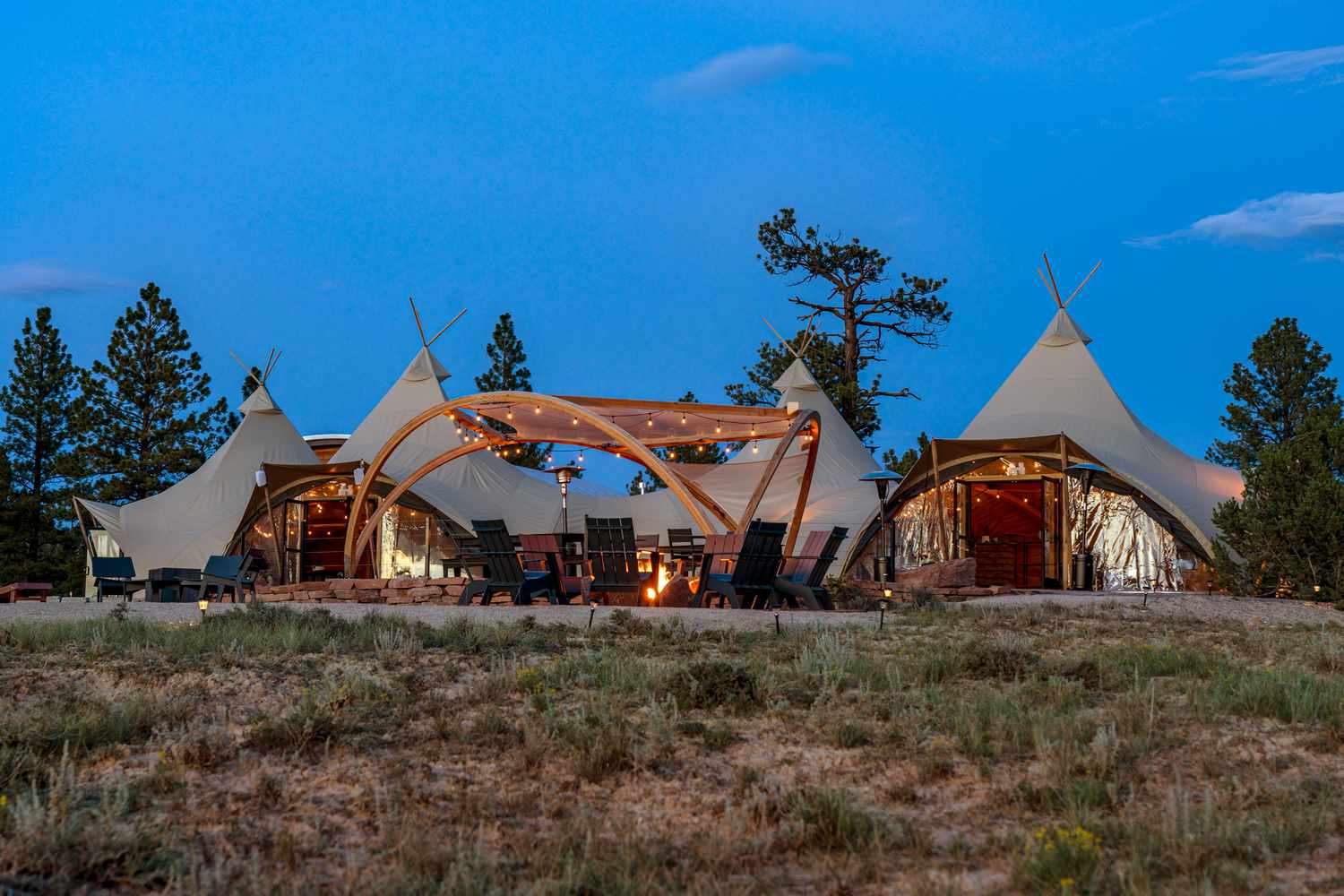 This Deluxe Glamping Hideaway Near Utah’s Bryce Canyon National forest Has Horseback Riding, Canyoneering, and Daydreaming