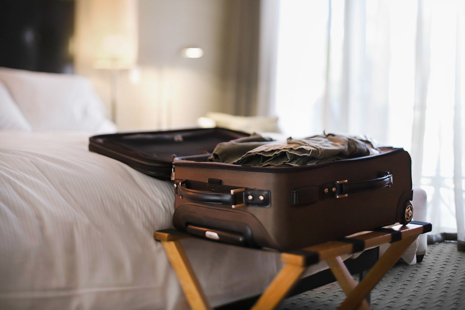 Here is Why You Ought to Assume Twice About Leaving Your Baggage on a Resort Room Ground