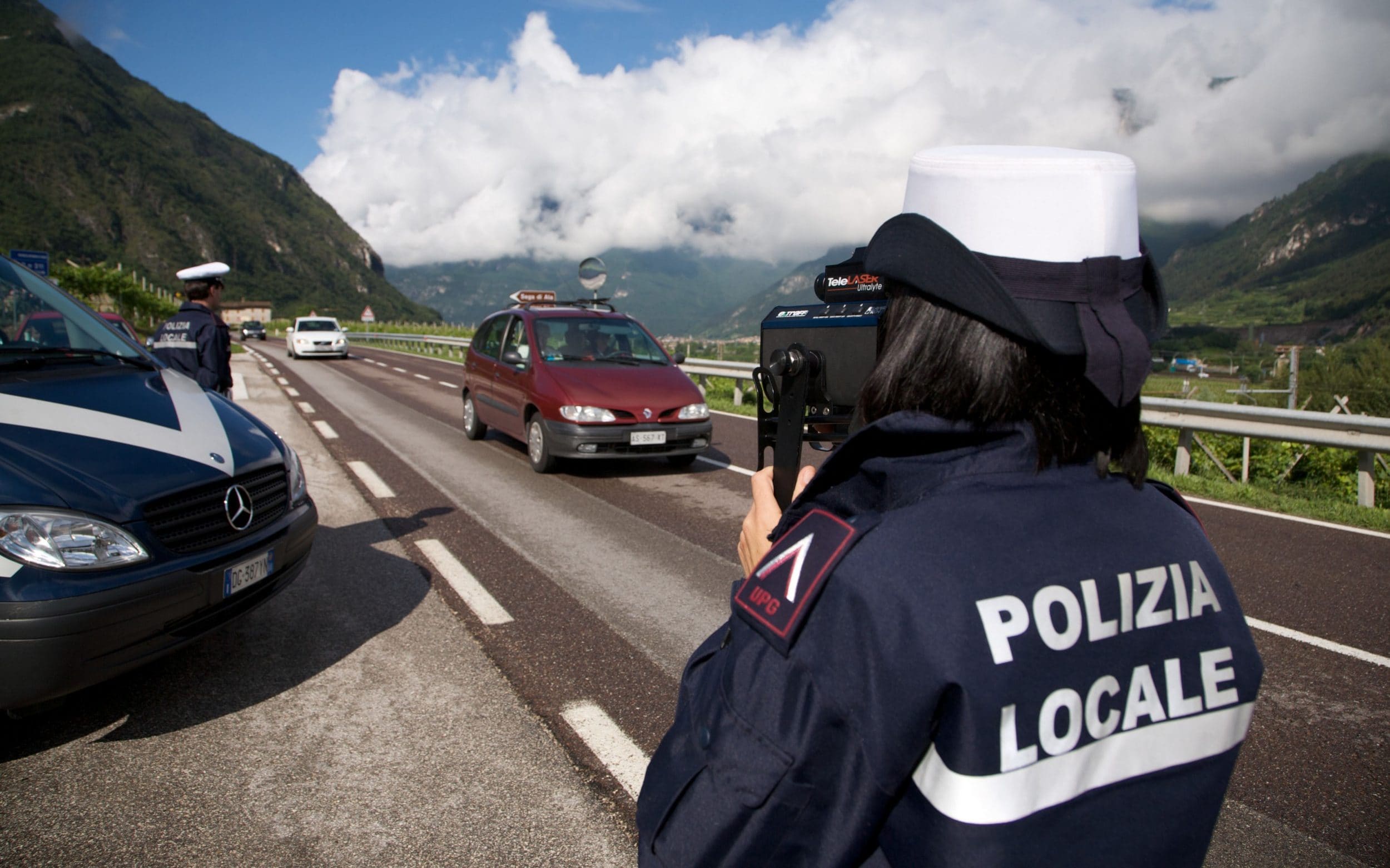 The danger of neglecting speeding penalties on vacation