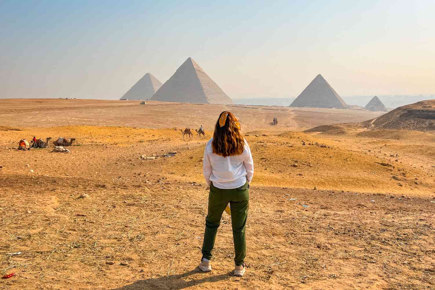 I Put On These Comfy Traveling Trousers on a 2-week Journey to Egypt and Petra, and They Really Did Not Also Crease